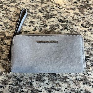 Michael Kora wallet